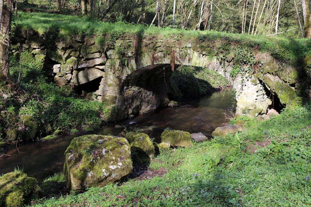 Madet pont des pirins Livradois-Forez